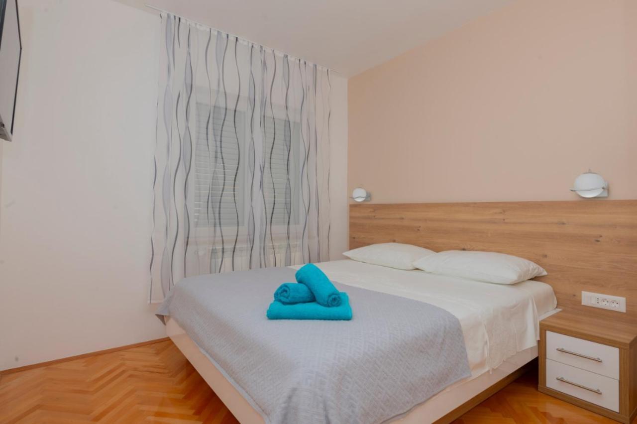 Apartments Radeljic Podstrana Luaran gambar
