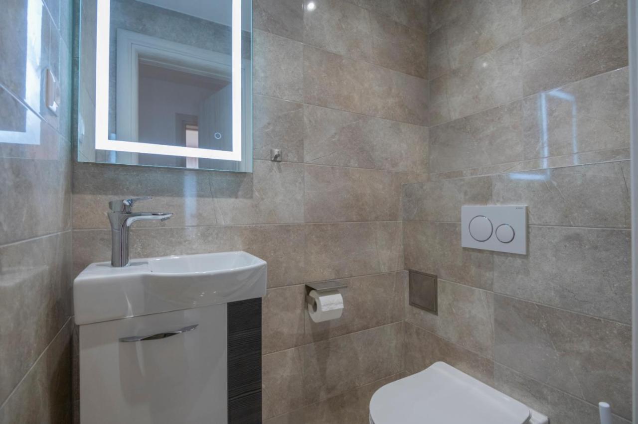 Apartments Radeljic Podstrana Luaran gambar