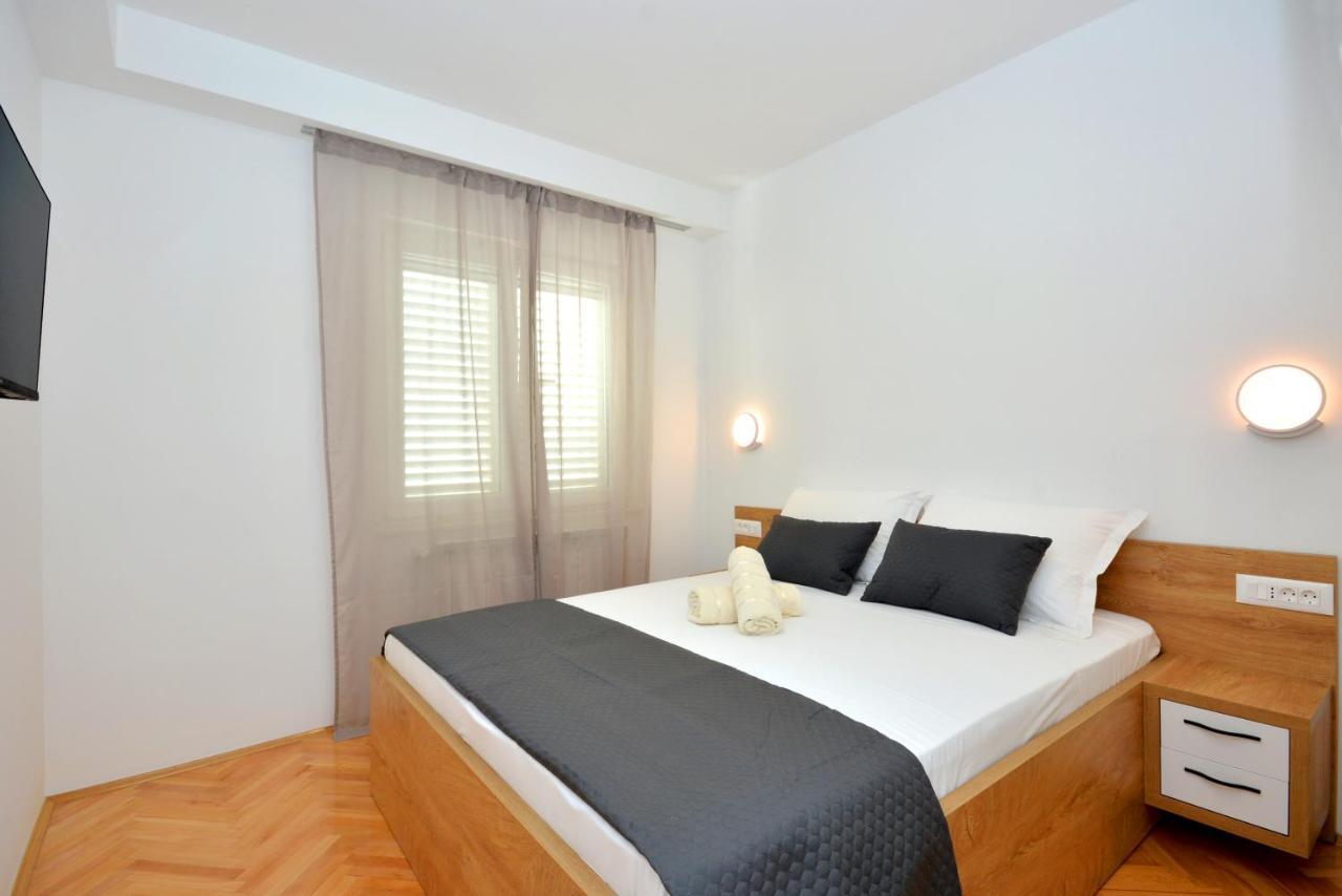 Apartments Radeljic Podstrana Luaran gambar