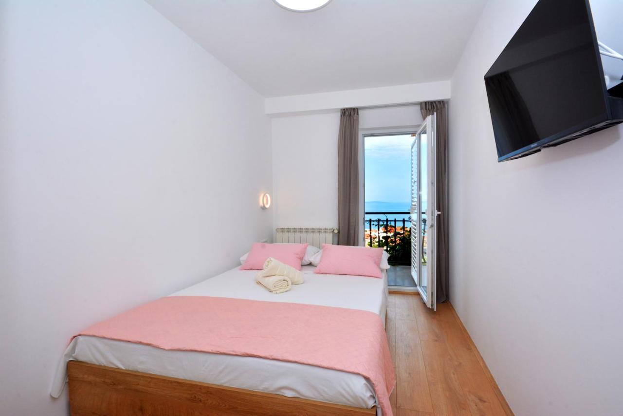 Apartments Radeljic Podstrana Luaran gambar