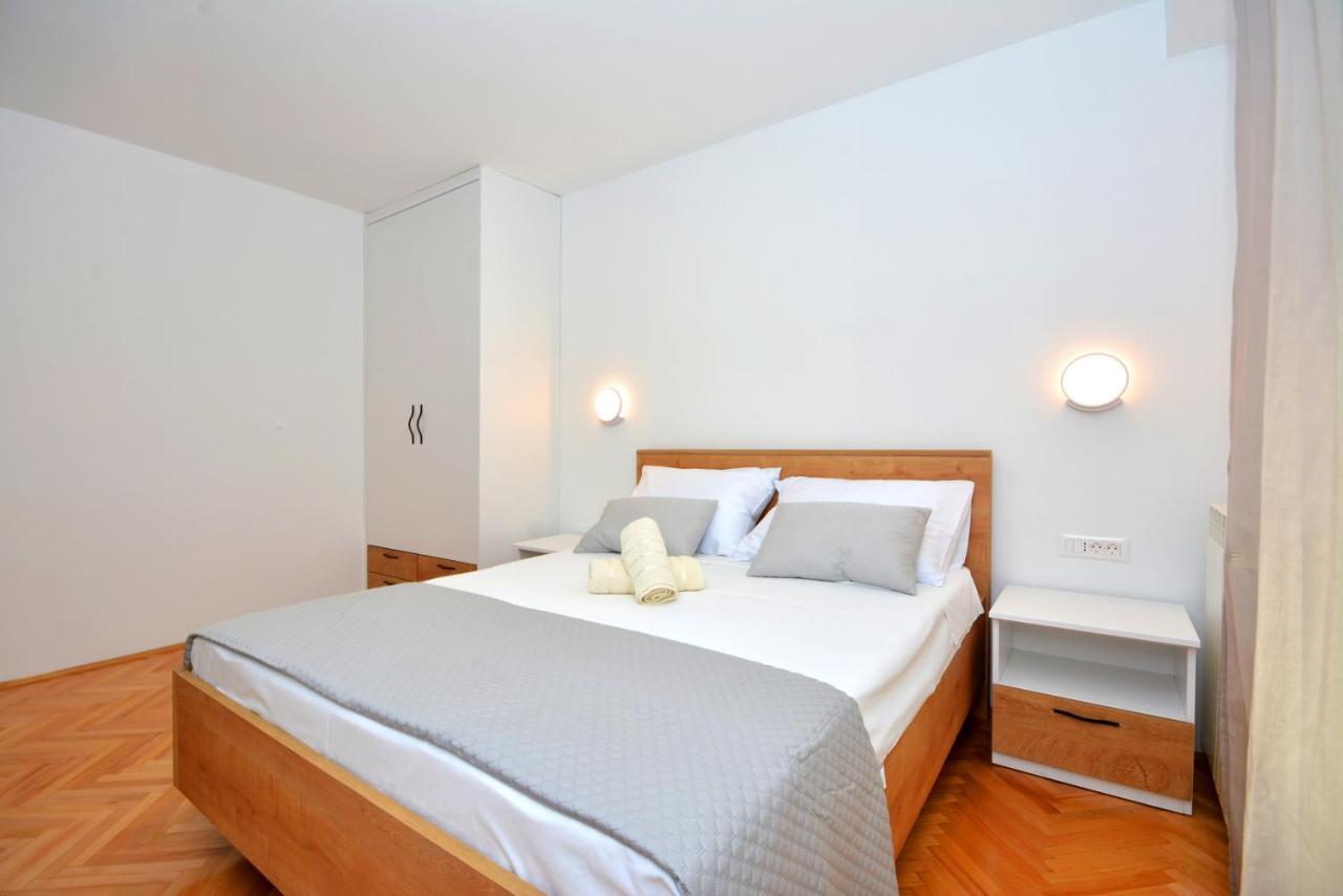 Apartments Radeljic Podstrana Luaran gambar