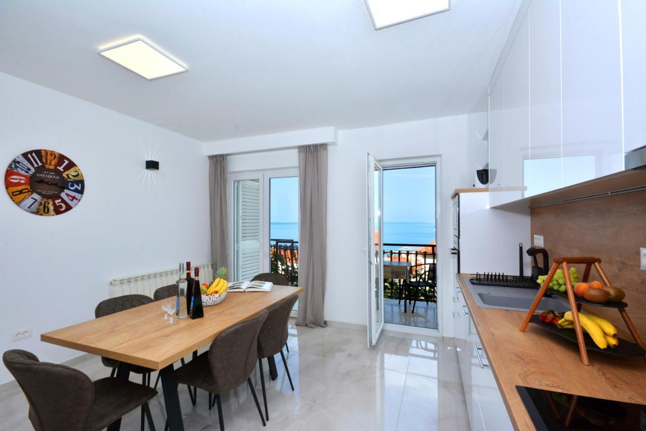 Apartments Radeljic Podstrana Luaran gambar