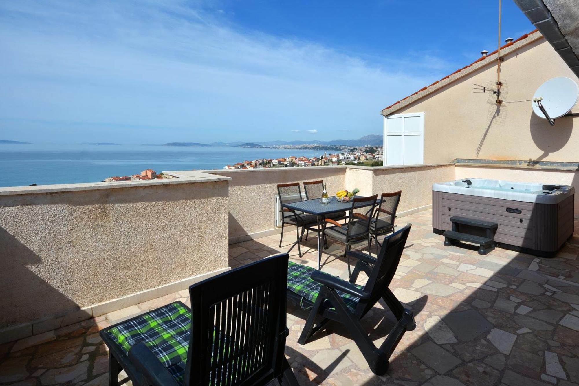 Apartments Radeljic Podstrana Luaran gambar