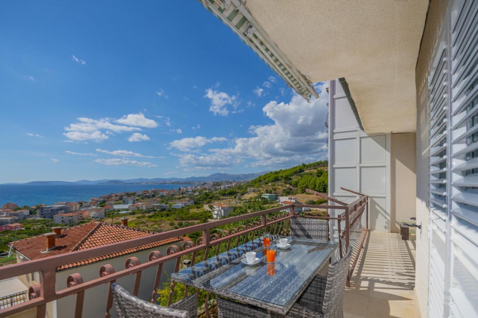 Apartments Radeljic Podstrana Bilik gambar